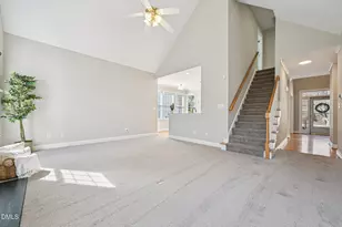 104 Hillspring Ln, Holly Springs, NC 27540 - Photo 9