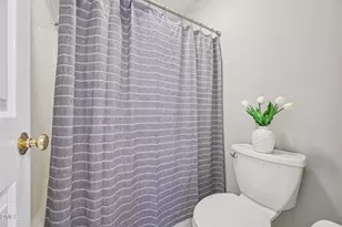 104 Hillspring Ln, Holly Springs, NC 27540 - Photo 31