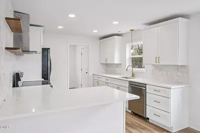 209 E Lavender Avenue, Durham, NC 27704 - Photo 9