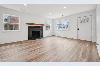 209 E Lavender Avenue, Durham, NC 27704 - Photo 9