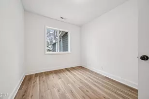 209 E Lavender Ave, Durham, NC 27704 - Photo 15