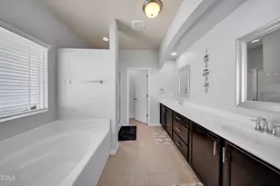 2055 Tanners Mill Dr, Durham, NC 27703 - Photo 33