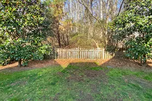 521 Lake Gaston Dr, Fuquay-Varina, NC 27526 - Photo 21