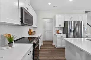 172 Royal Star Wy, Garner, NC 27529 - Photo 9