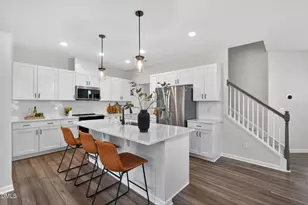 172 Royal Star Wy, Garner, NC 27529 - Photo 7