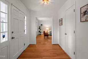 3841 Somerset Dr, Durham, NC 27707 - Photo 9