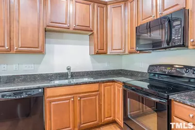 473 Panorama View Loop, Cary, NC 27519 - Photo 3