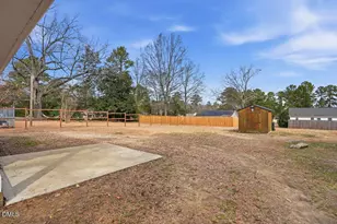 512 W Lofton St, Lillington, NC 27546 - Photo 31