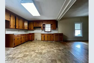 12181 Oak Avenue, Bailey, NC 27807 - Photo 9