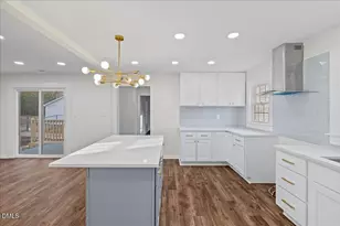 719 Center Ave, Burlington, NC 27215 - Photo 15