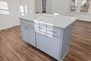 719 Center Ave, Burlington, NC 27215 - Photo 17