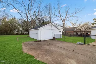 719 Center Ave, Burlington, NC 27215 - Photo 31