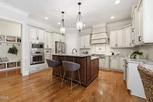 320 Brodie Lloyd Ct, Cary, NC 27519 - Photo 5