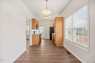 835 Brookhannah Ct, Fuquay Varina, NC 27526 - Photo 13