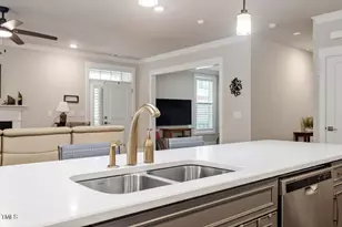 10310 Sablewood Dr, Raleigh, NC 27617 - Photo 13