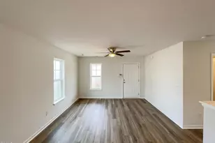 3020 Camden Creek Dr, Raleigh, NC 27610 - Photo 3