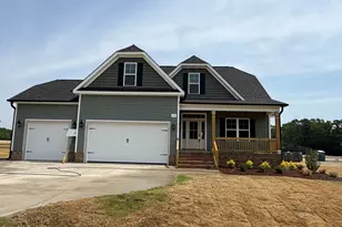 135 Bryant Farm Dr, Selma, NC 27576 - Photo 1