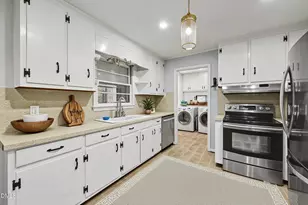 3004 Shaftsbury St, Durham, NC 27704 - Photo 15