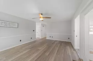 54 Lynn Ln, Selma, NC 27576 - Photo 5