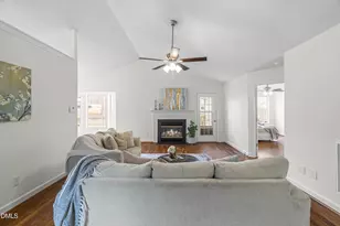 5213 Pronghorn Ln, Raleigh, NC 27610 - Photo 5