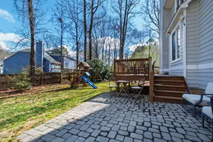 502 Heathridge Ln, Cary, NC 27513 - Photo 21