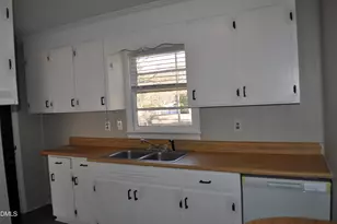 403 Huntington Rd, Tarboro, NC 27886 - Photo 19