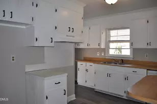 403 Huntington Rd, Tarboro, NC 27886 - Photo 21