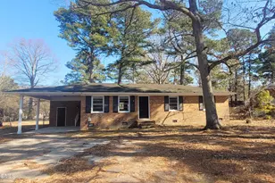 403 Huntington Rd, Tarboro, NC 27886 - Photo 1