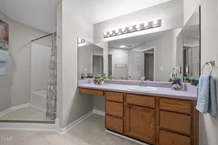 16 Crystal Oaks Ct, Durham, NC 27707 - Photo 9