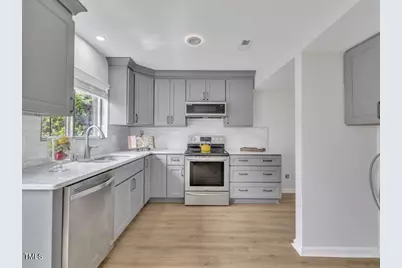 717 E Millbrook Road, Raleigh, NC 27609 - Photo 5