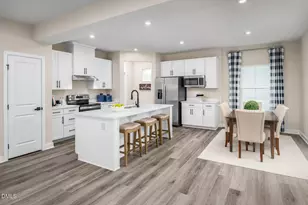 913 Walker Rdg Wy, Angier, NC 27592 - Photo 3