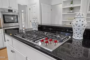 110 Linnaeus Pl, Chapel Hill, NC 27514 - Photo 47