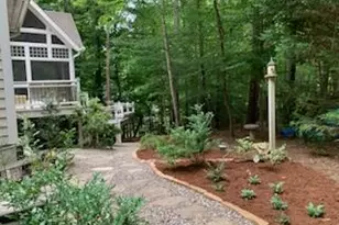 110 Linnaeus Pl, Chapel Hill, NC 27514 - Photo 13