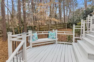 110 Linnaeus Pl, Chapel Hill, NC 27514 - Photo 11