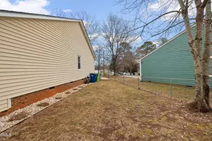 512 Ellis Ct, Raleigh, NC 27603 - Photo 37