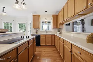 110 Mereworth Pl, Cary, NC 27513 - Photo 17