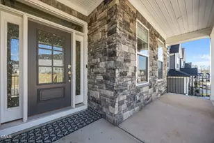 160 Cramerton Dr, Holly Springs, NC 27540 - Photo 3