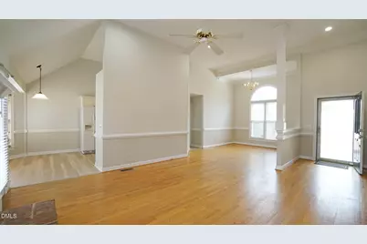 400 Knolls View Drive, Fuquay Varina, NC 27526 - Photo 3