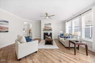 1820 Pinecliff Ct, Fuquay-Varina, NC 27526 - Photo 9