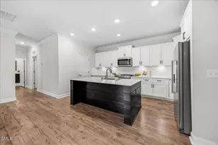 1820 Pinecliff Ct, Fuquay-Varina, NC 27526 - Photo 13