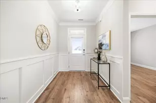 1820 Pinecliff Ct, Fuquay-Varina, NC 27526 - Photo 5