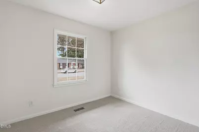 1120 W Pope Street, Benson, NC 27504 - Photo 17