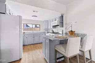 314 W Queen St, Hillsborough, NC 27278 - Photo 17