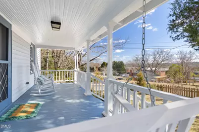 314 W Queen Street, Hillsborough, NC 27278 - Photo 3