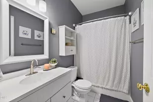 303 Cameron Glen Dr, Apex, NC 27502 - Photo 15