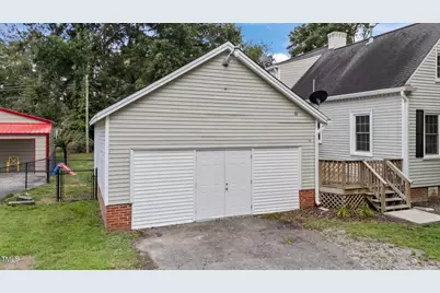 401 Goldsboro Street, Lucama, NC 27851 - Photo 9