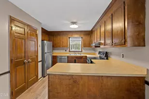 2605 Valley Woods Ct, Raleigh, NC 27613 - Photo 9