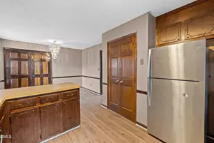 2605 Valley Woods Ct, Raleigh, NC 27613 - Photo 11