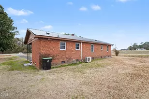 170 Flowers Rd, Mount Olive, NC 28365 - Photo 15