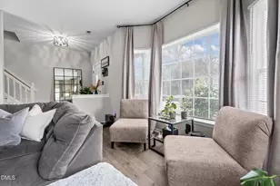 4010 Charleston Park Dr, Raleigh, NC 27604 - Photo 9